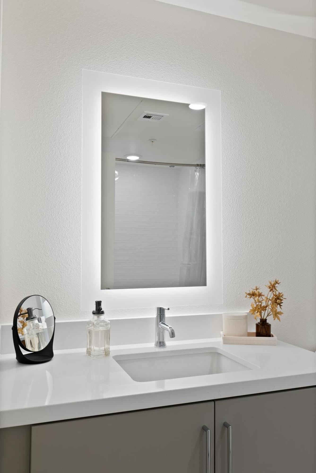 Bright Studio On Sunset Blvd, Free Parking, Gym, And Pool Los Ángeles Exterior foto