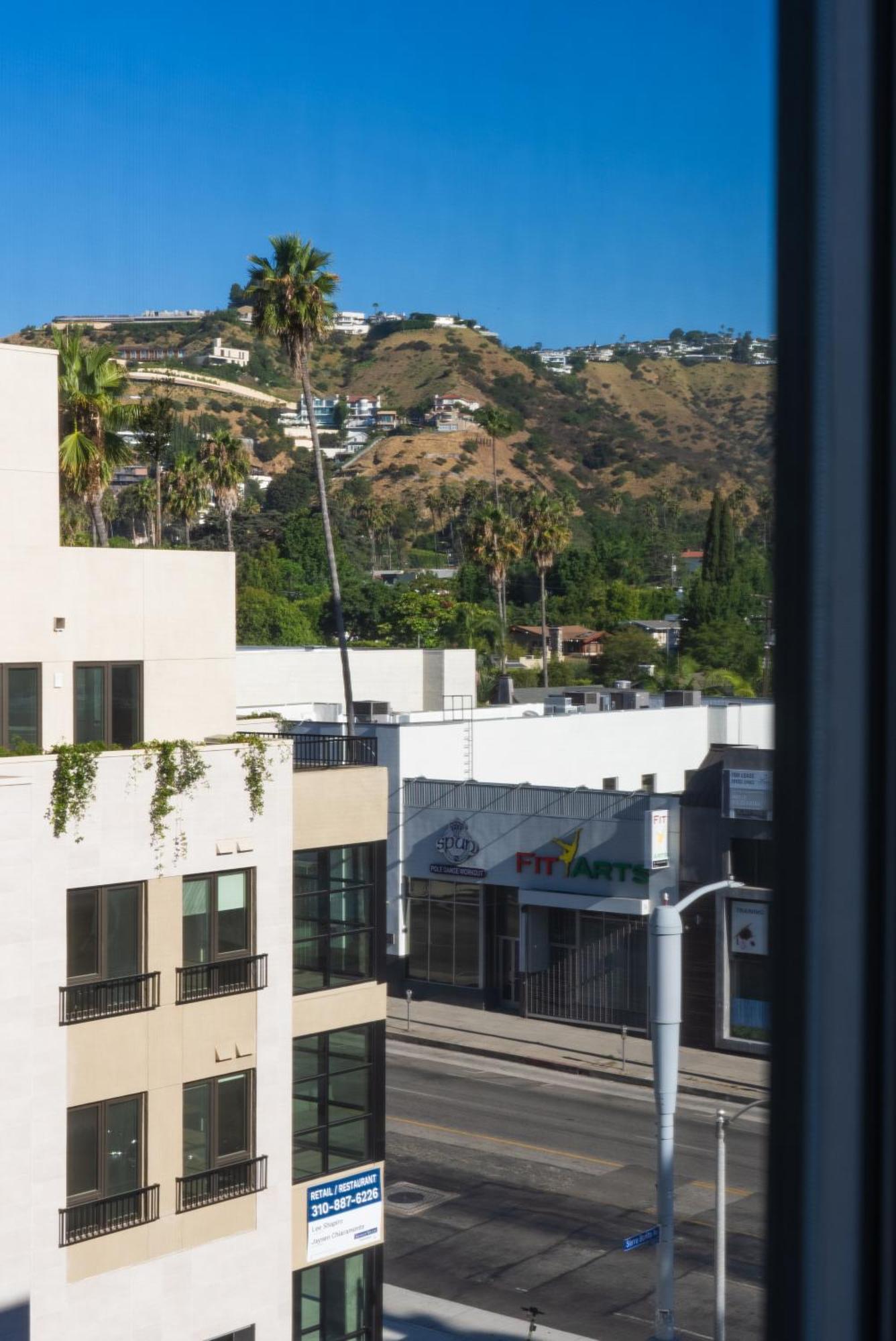 Bright Studio On Sunset Blvd, Free Parking, Gym, And Pool Los Ángeles Exterior foto